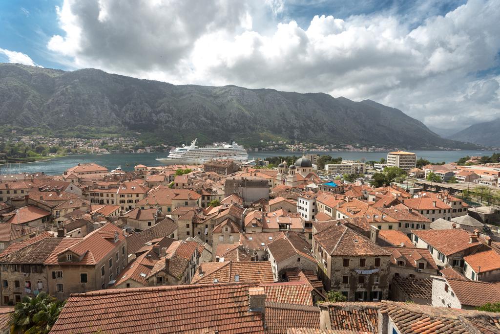 Neda Apartment Kotor Luaran gambar